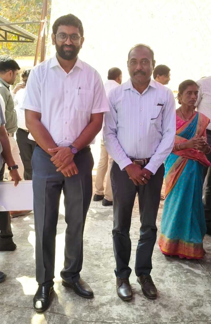 Ghouse Pasha with a guest at a WhitePage Technologies event